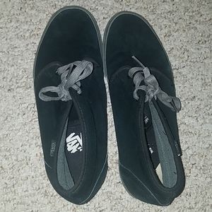 Van's black "Professional Skateboard Shoe" size 13